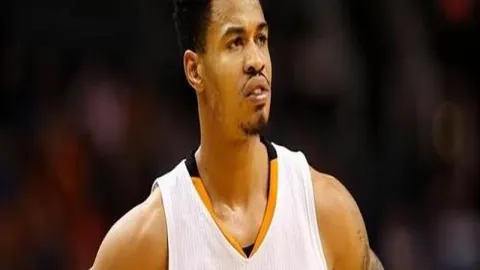 韩梅再获荷兰速度滑冰世界杯铜牌，中新网资讯